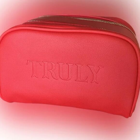 Truly Candy Apple Vanity Case - Picture 3 of 8